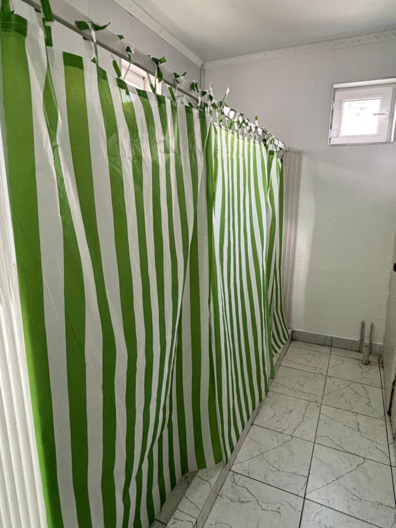 Hostel,Halal Хостел,Халал Tokmok Buitenkant foto