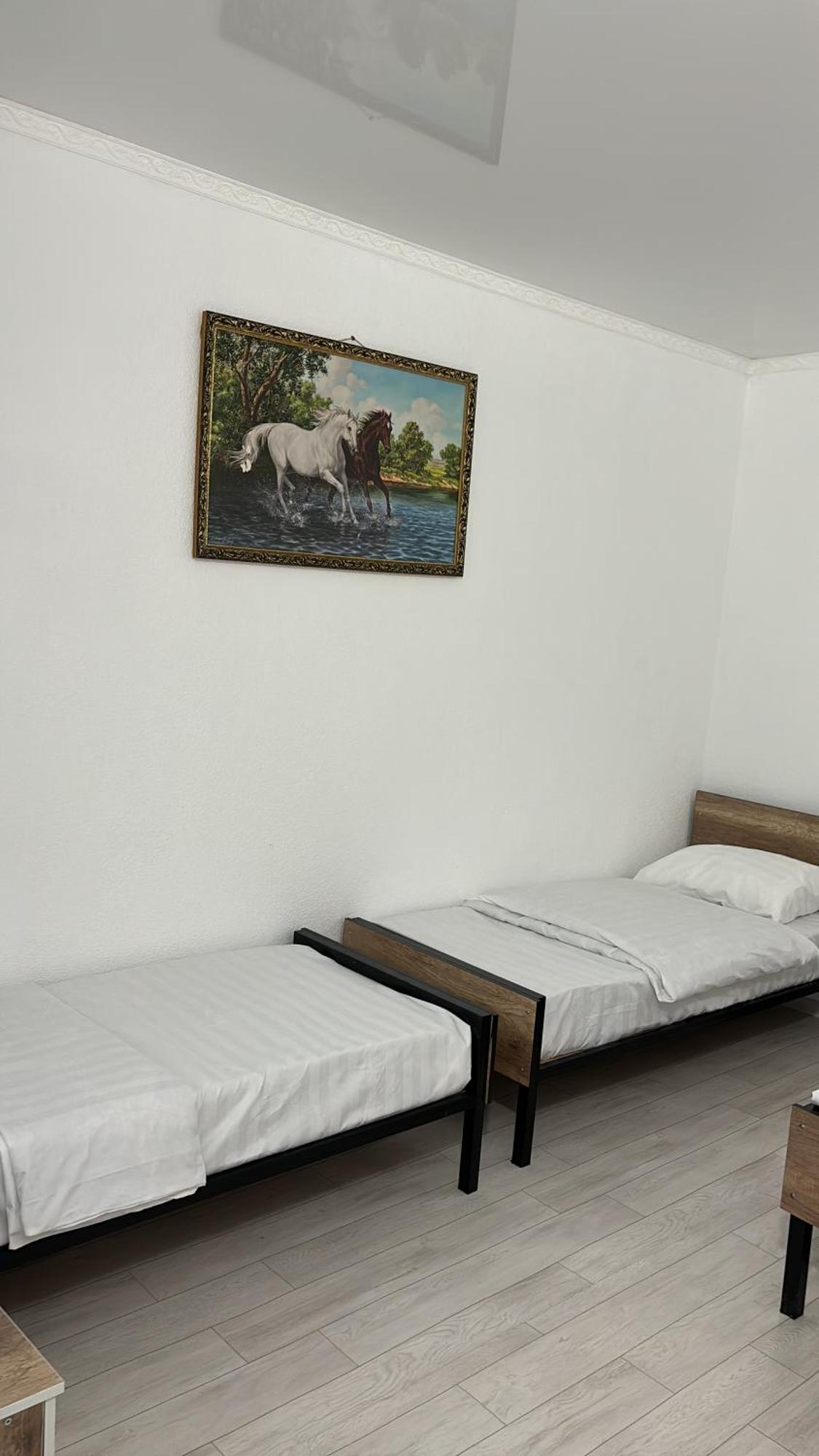 Hostel,Halal Хостел,Халал Tokmok Buitenkant foto