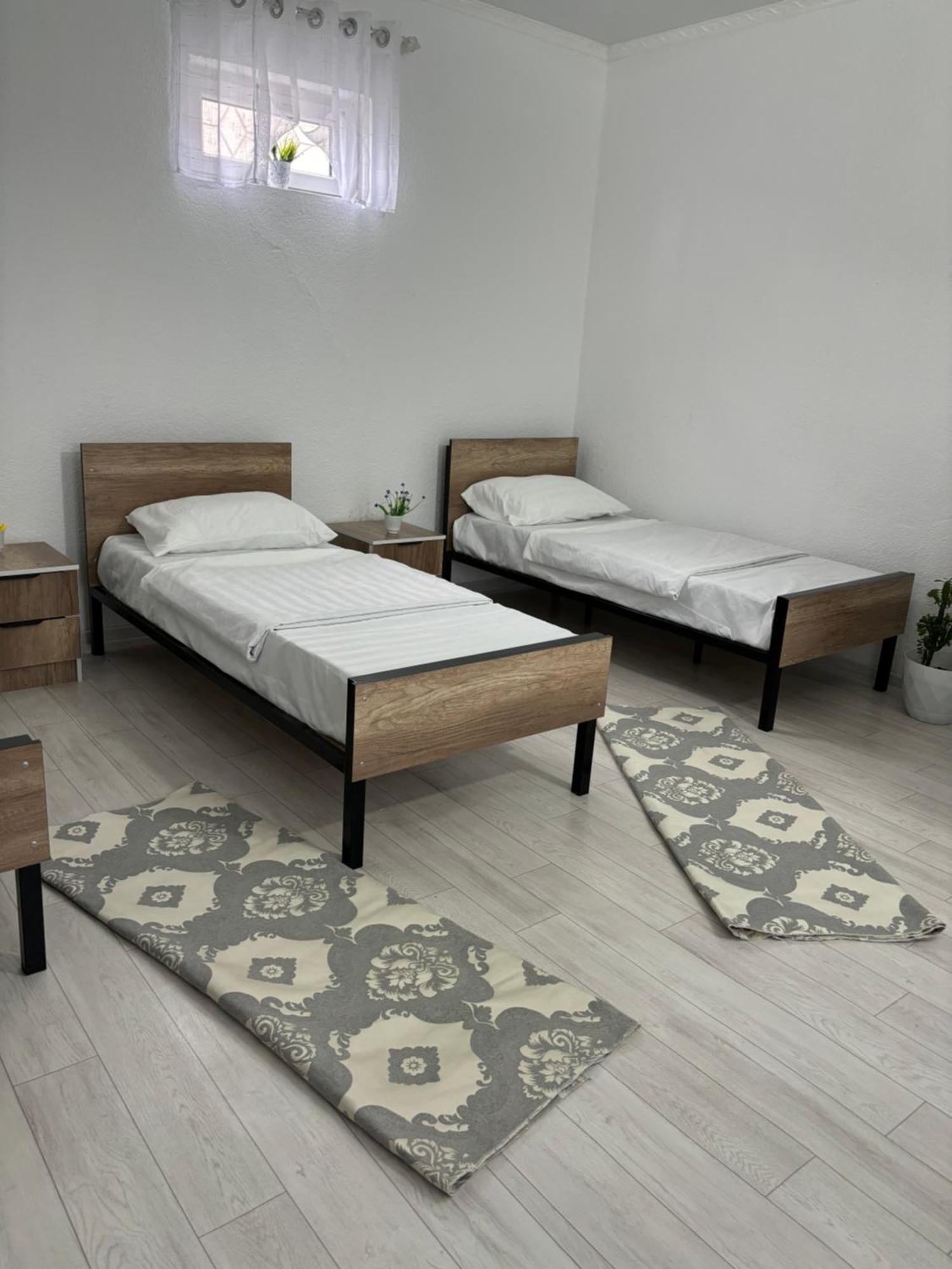 Hostel,Halal Хостел,Халал Tokmok Buitenkant foto