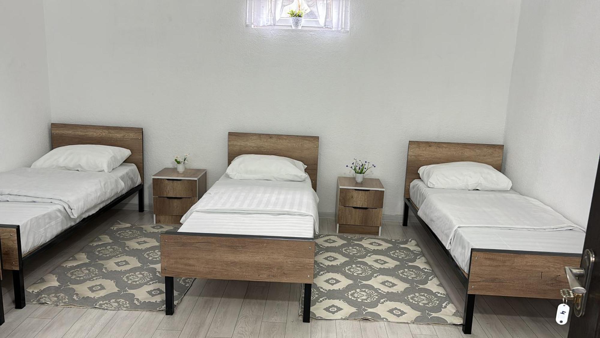Hostel,Halal Хостел,Халал Tokmok Buitenkant foto