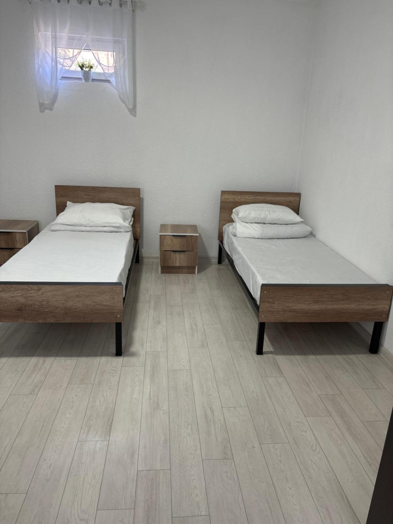 Hostel,Halal Хостел,Халал Tokmok Buitenkant foto