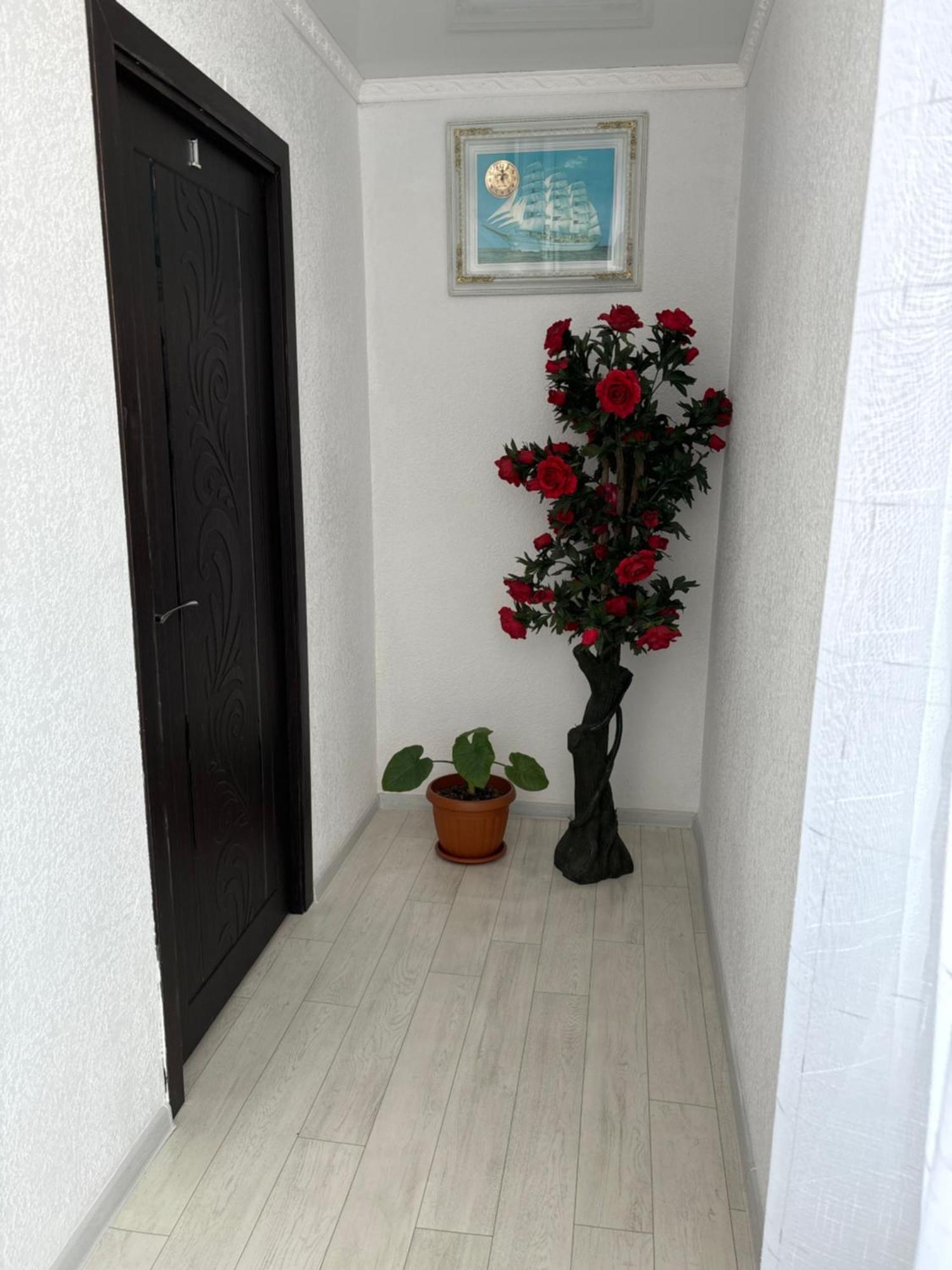 Hostel,Halal Хостел,Халал Tokmok Buitenkant foto